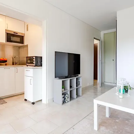 Apartment Les Flots Bleus-8 By Interhome *
